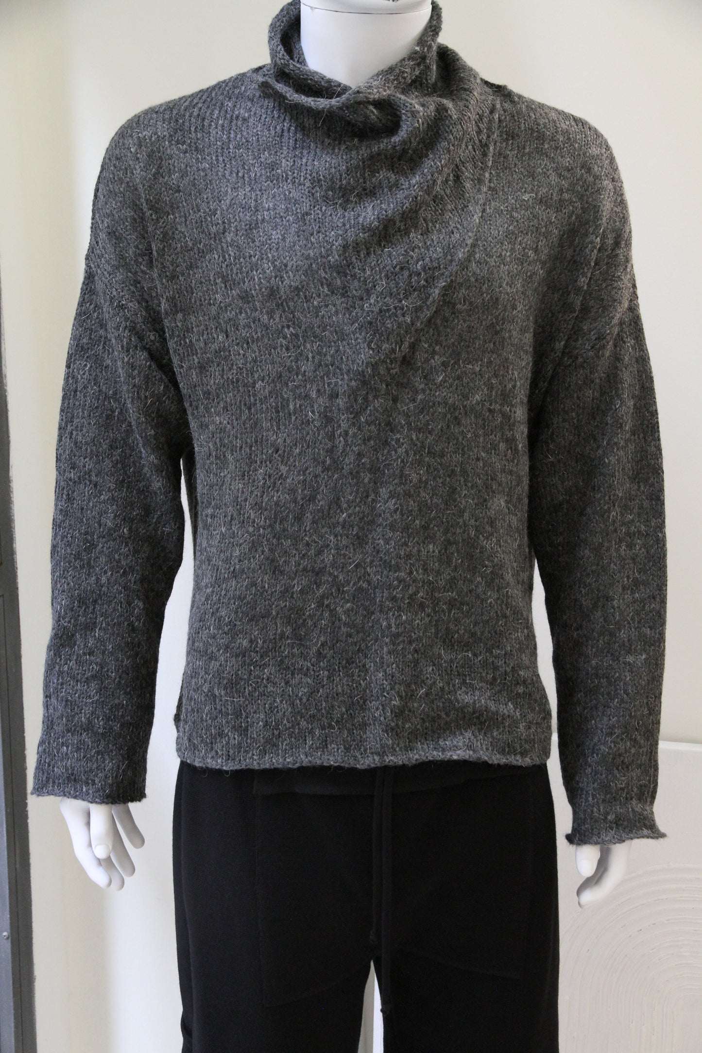 Suéter Bono gris unisex