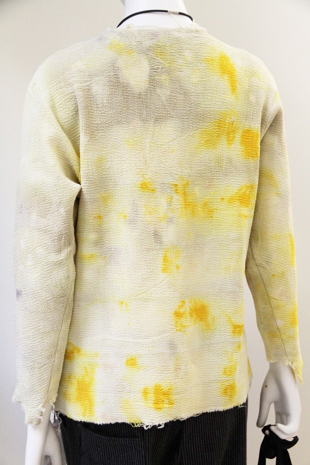 Suéter Frank de tejido teñido natural