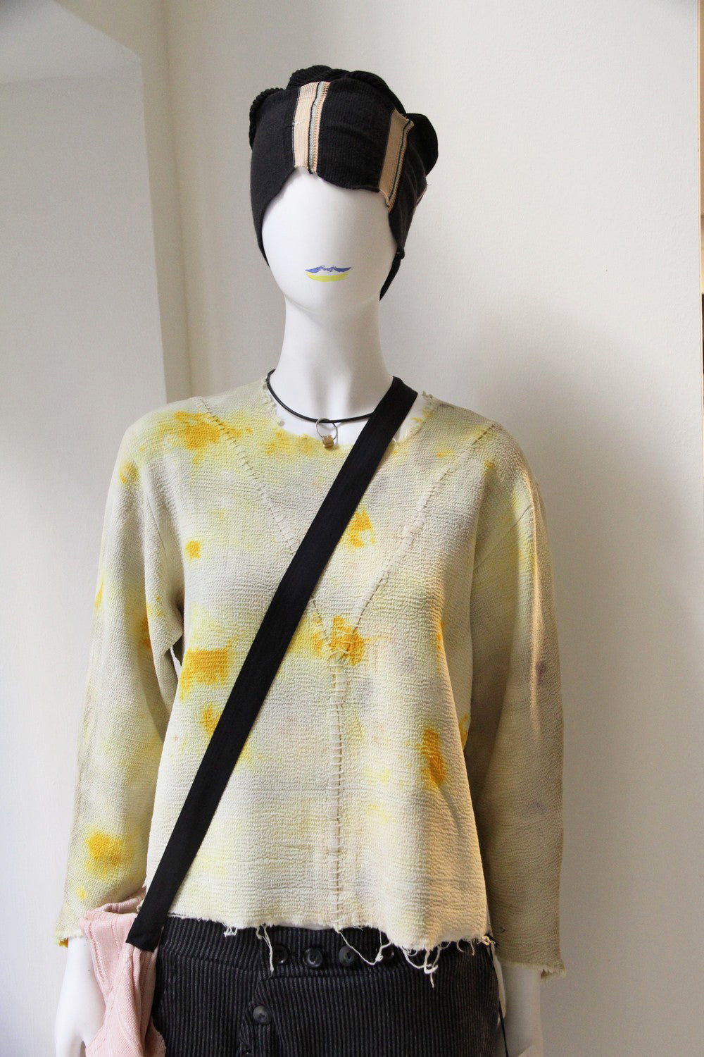 Suéter Frank de tejido teñido natural