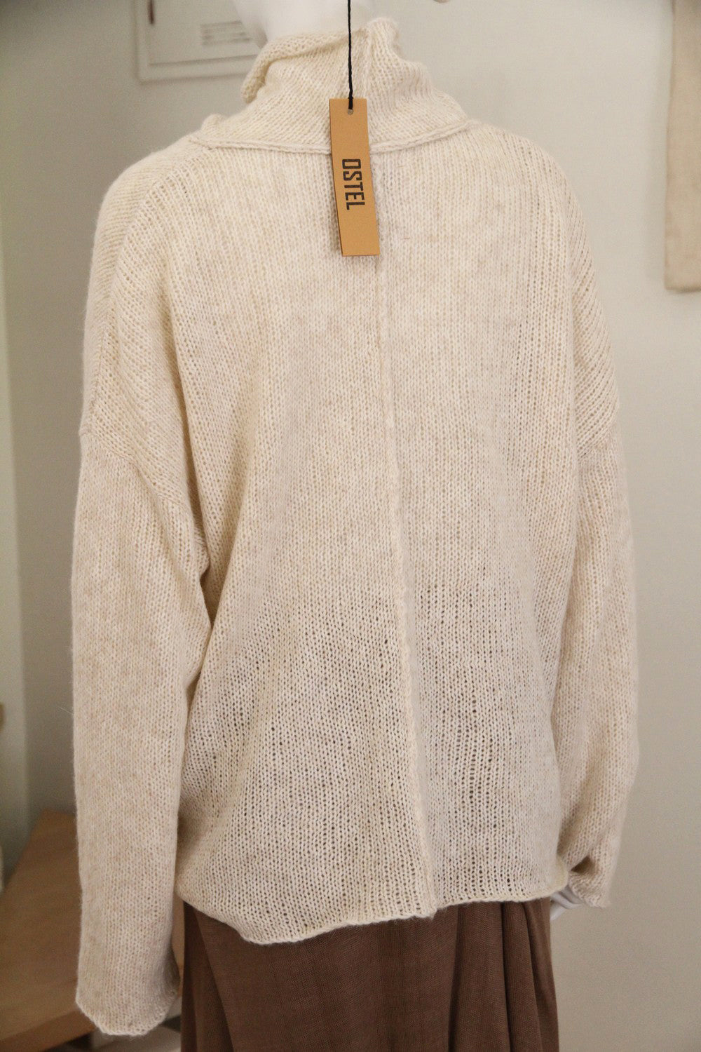 Sweater Bono beige unisex