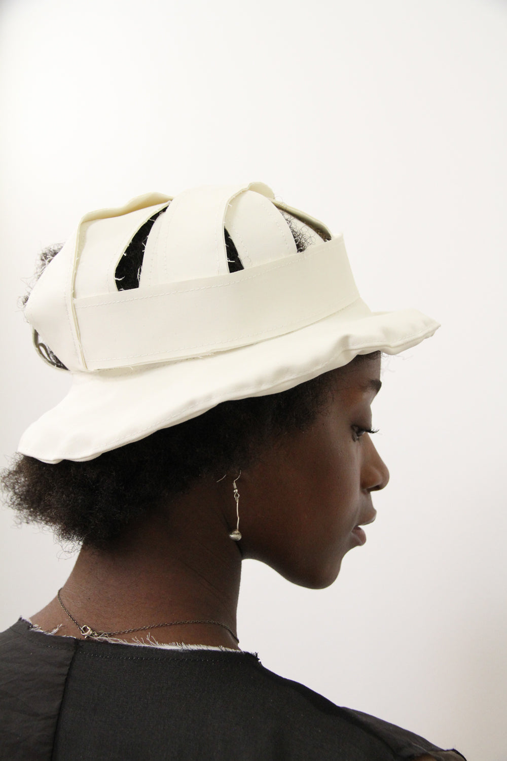 Hat Pilar