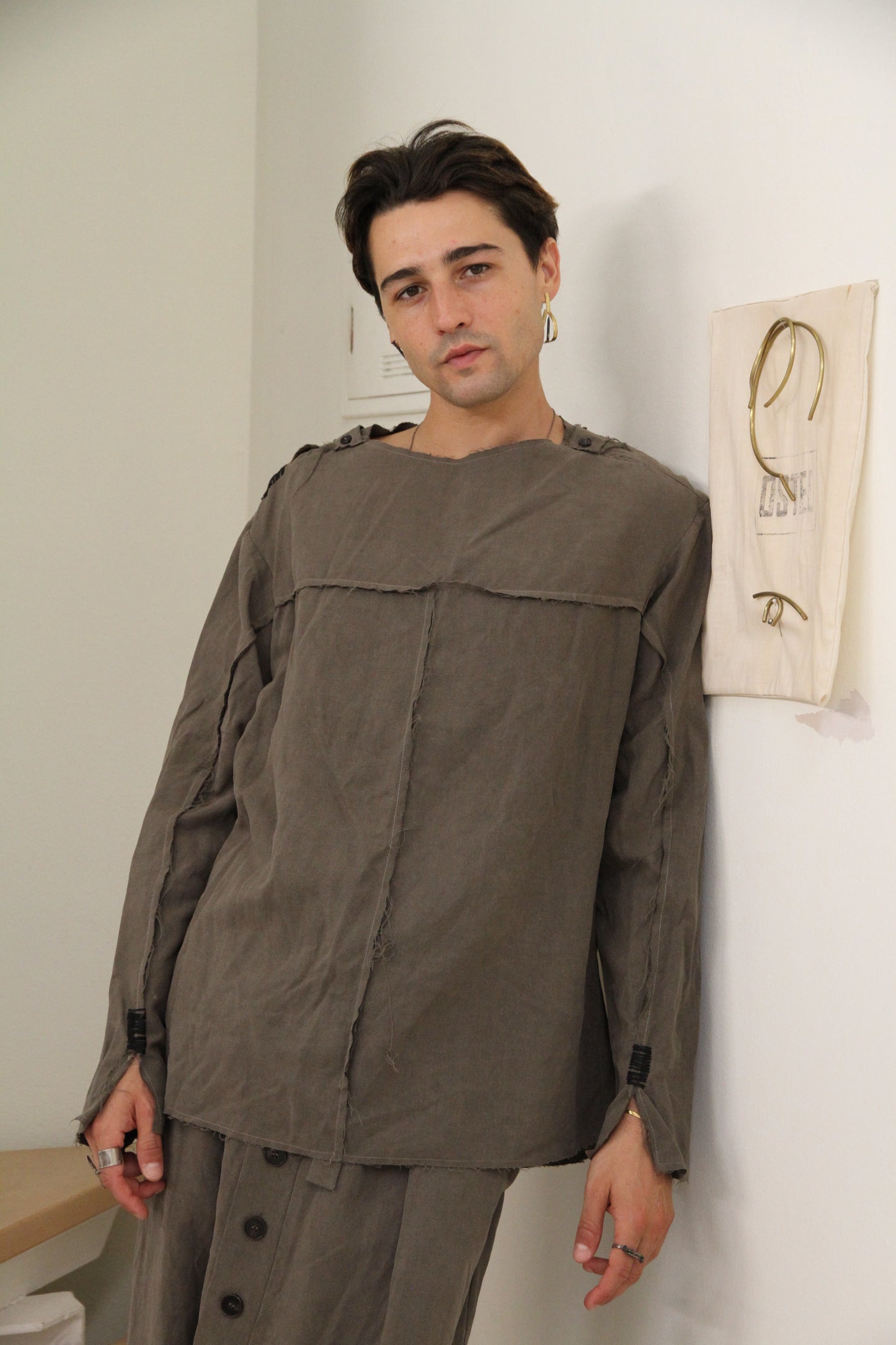 Camisa Devid larga Unisex (3 opciones) 