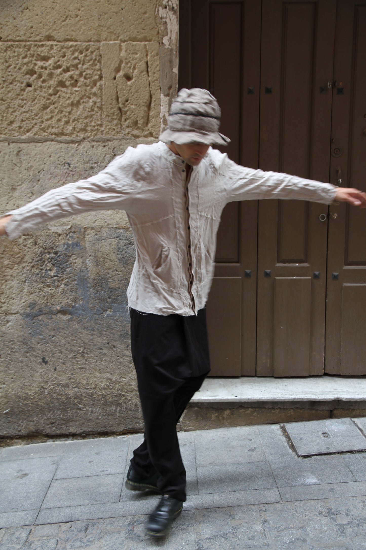 Camisa Berla beige Unisex (2 opciones)