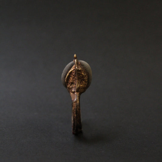 Кільце з каменем