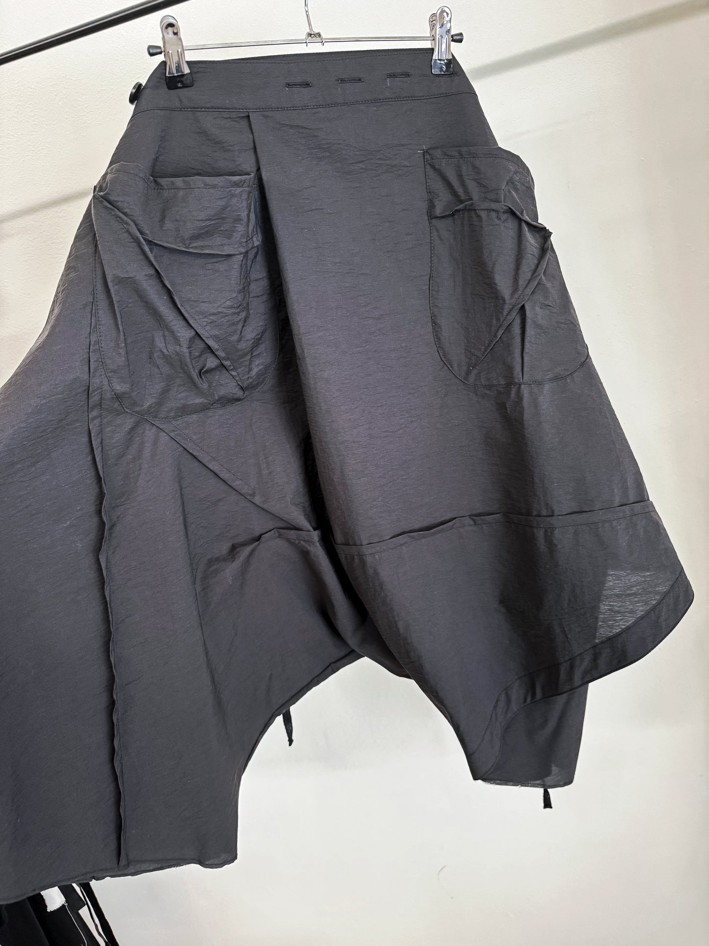 Pants Ushiro black unisex