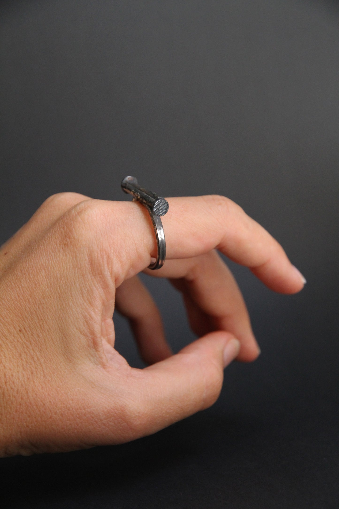 Anillo de uñas unisex