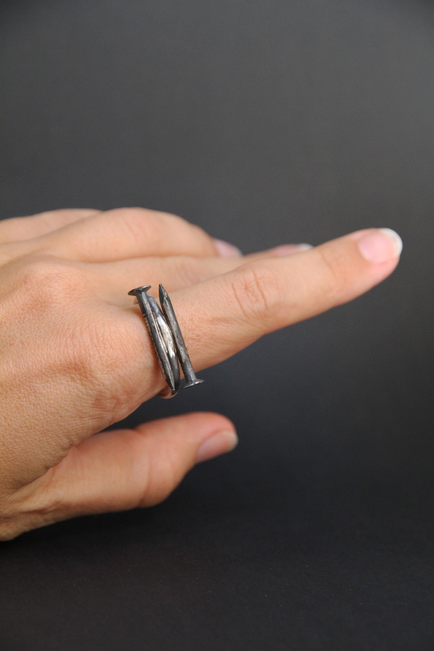 Anillo de uñas unisex