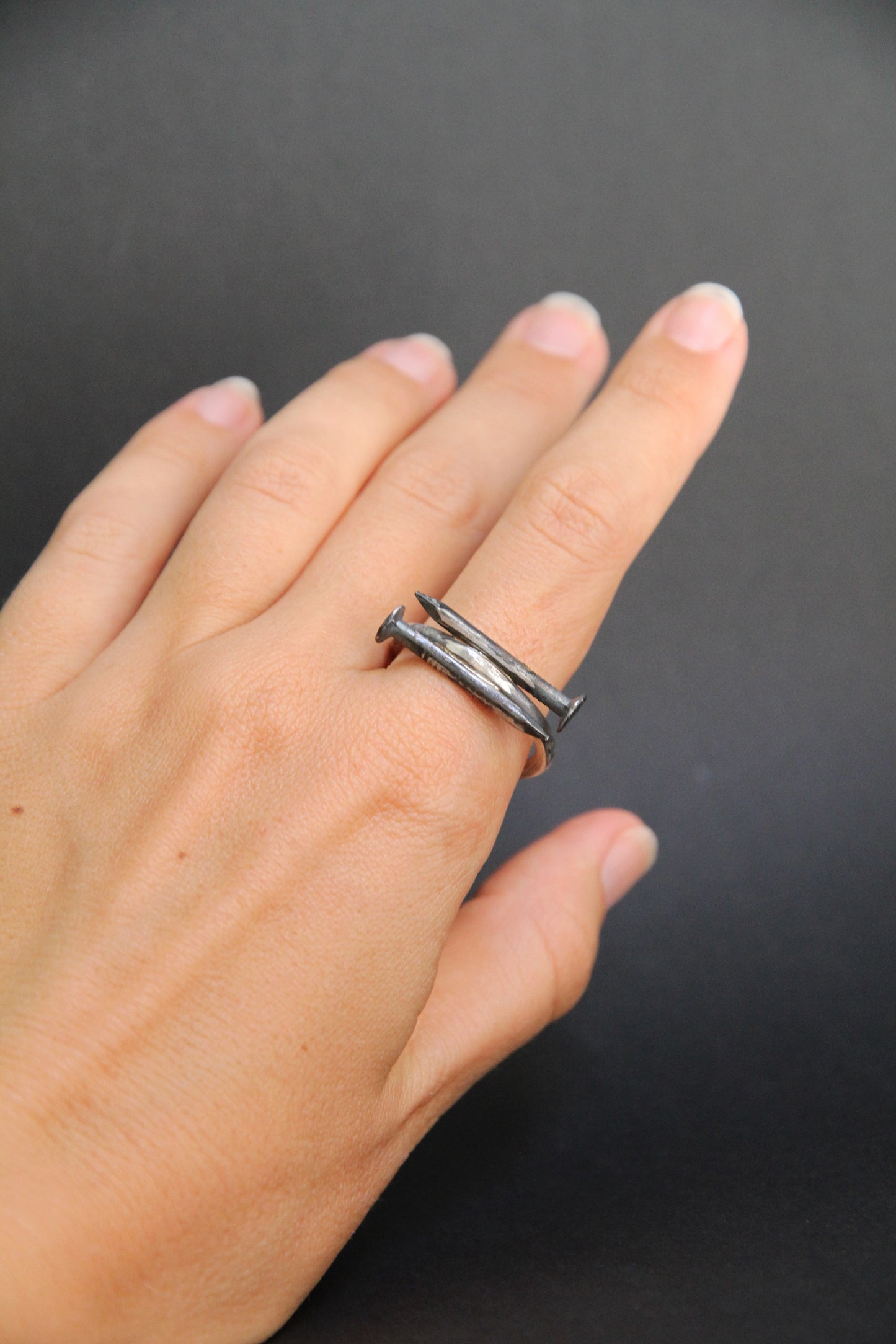 Anillo de uñas unisex