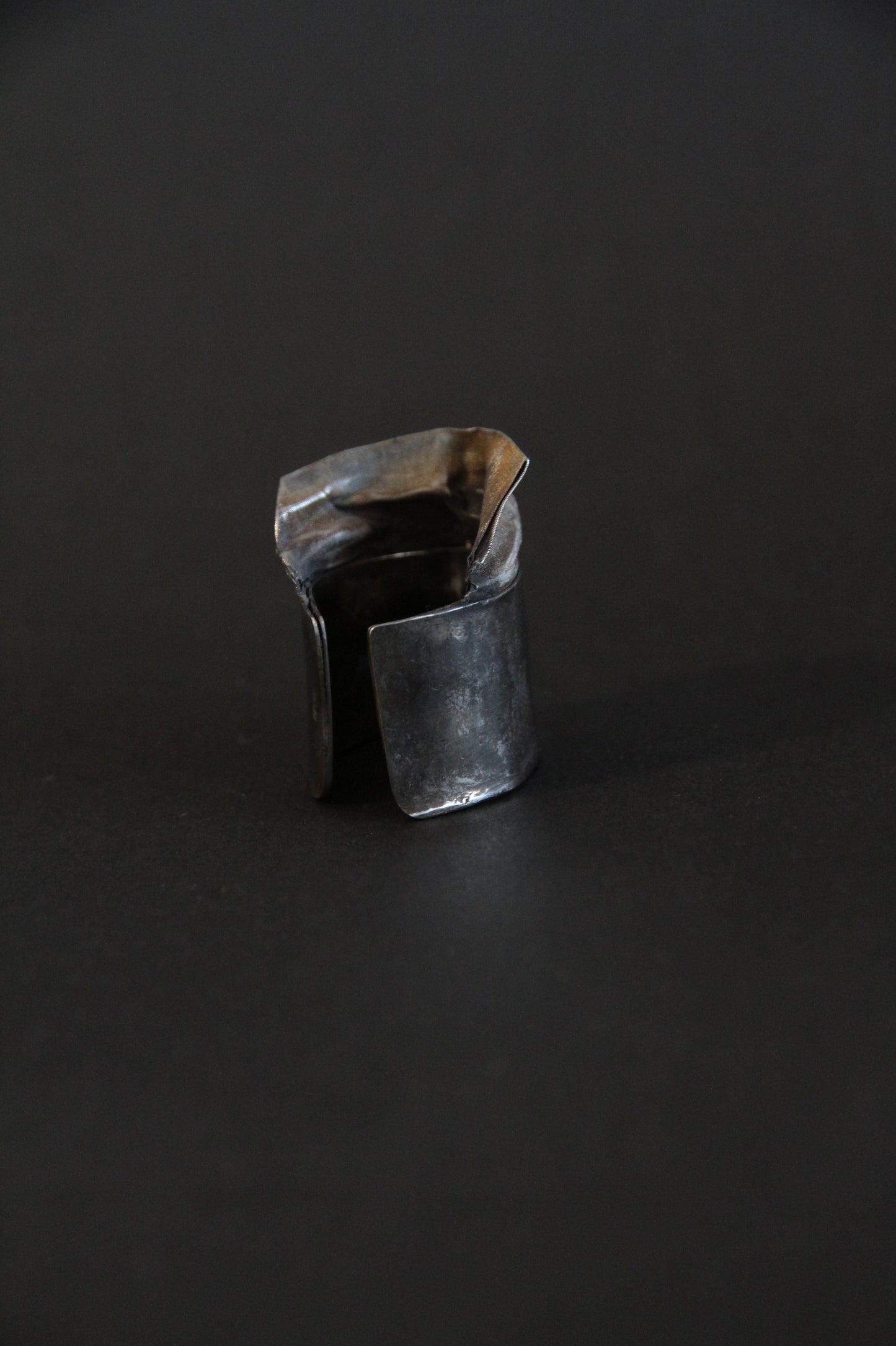 Anillo Steel Veil