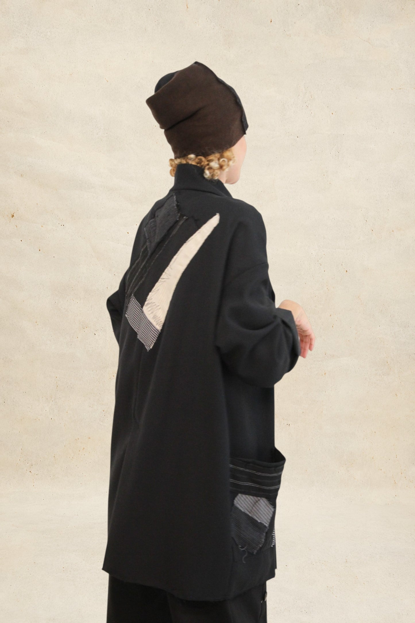 Abrigo Mender black Unisex