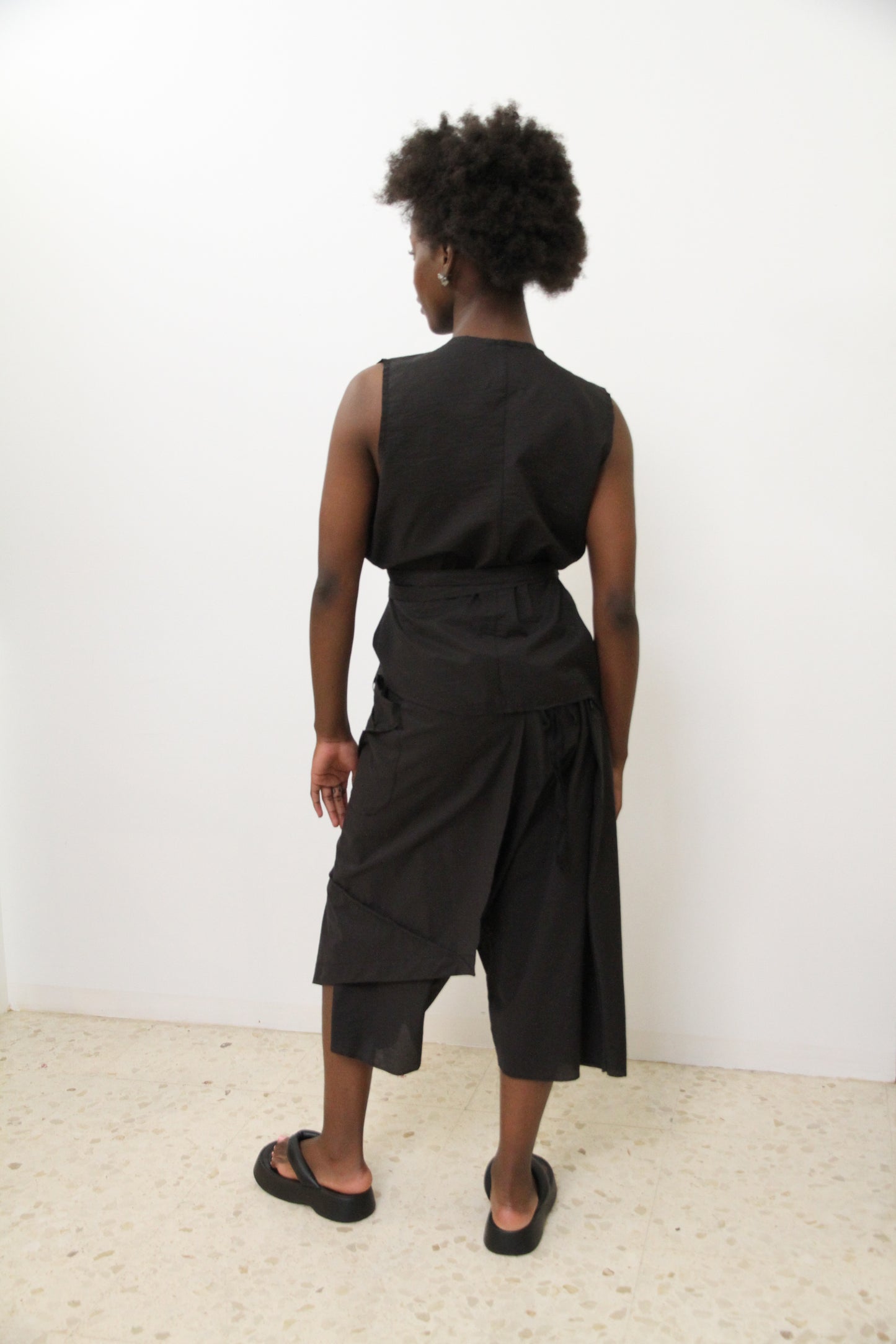 Pants Ushiro black unisex